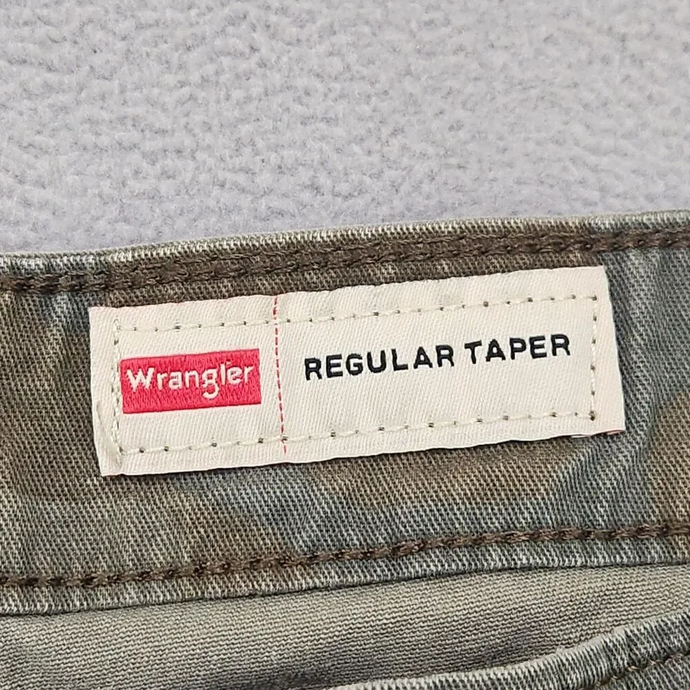 Wrangler Cargo Pants Men's 38x30 Green Camo Twill Tapered Utility Outdoor Work